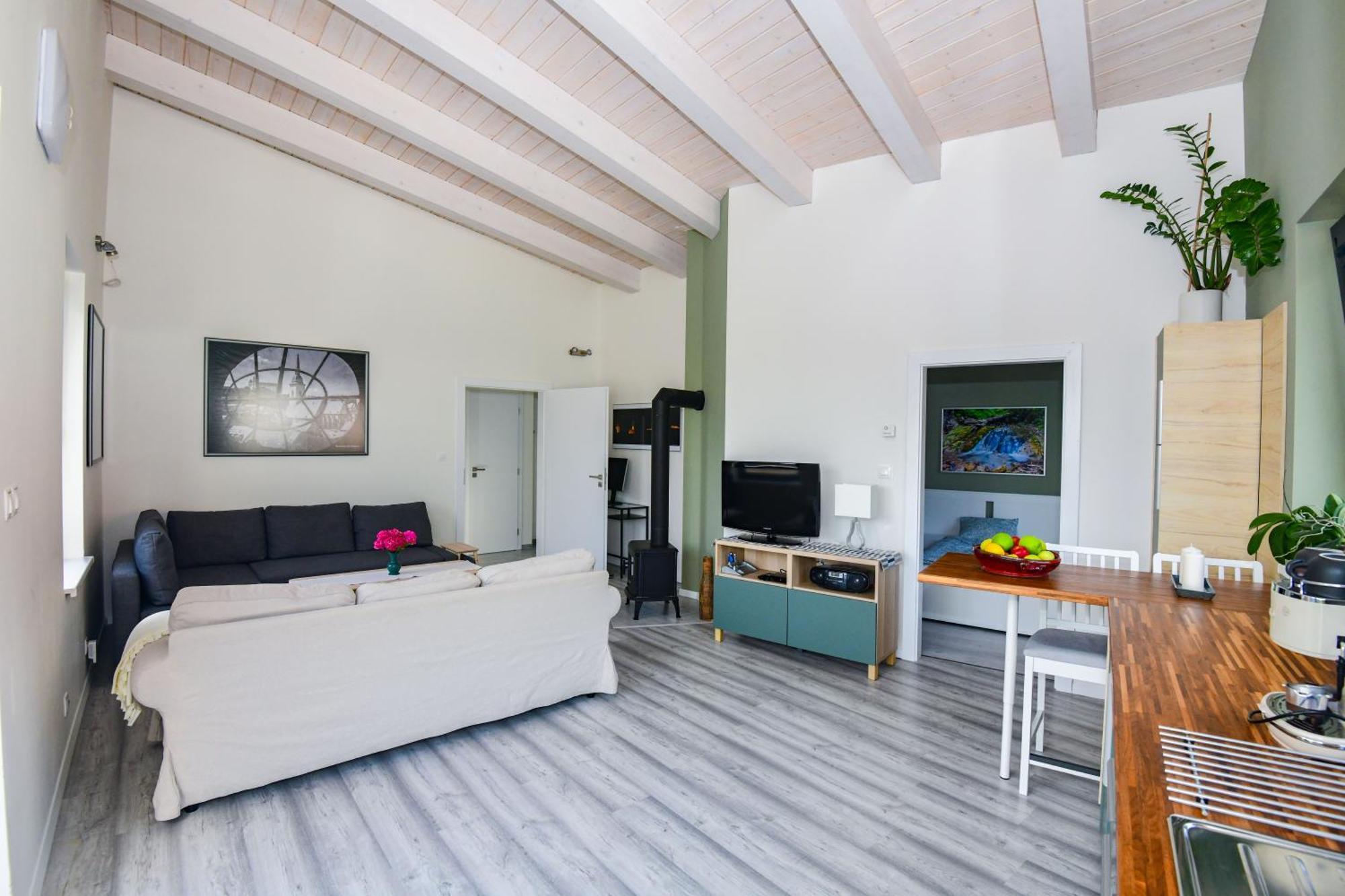 Rosemary Apartment Братислава Екстер'єр фото